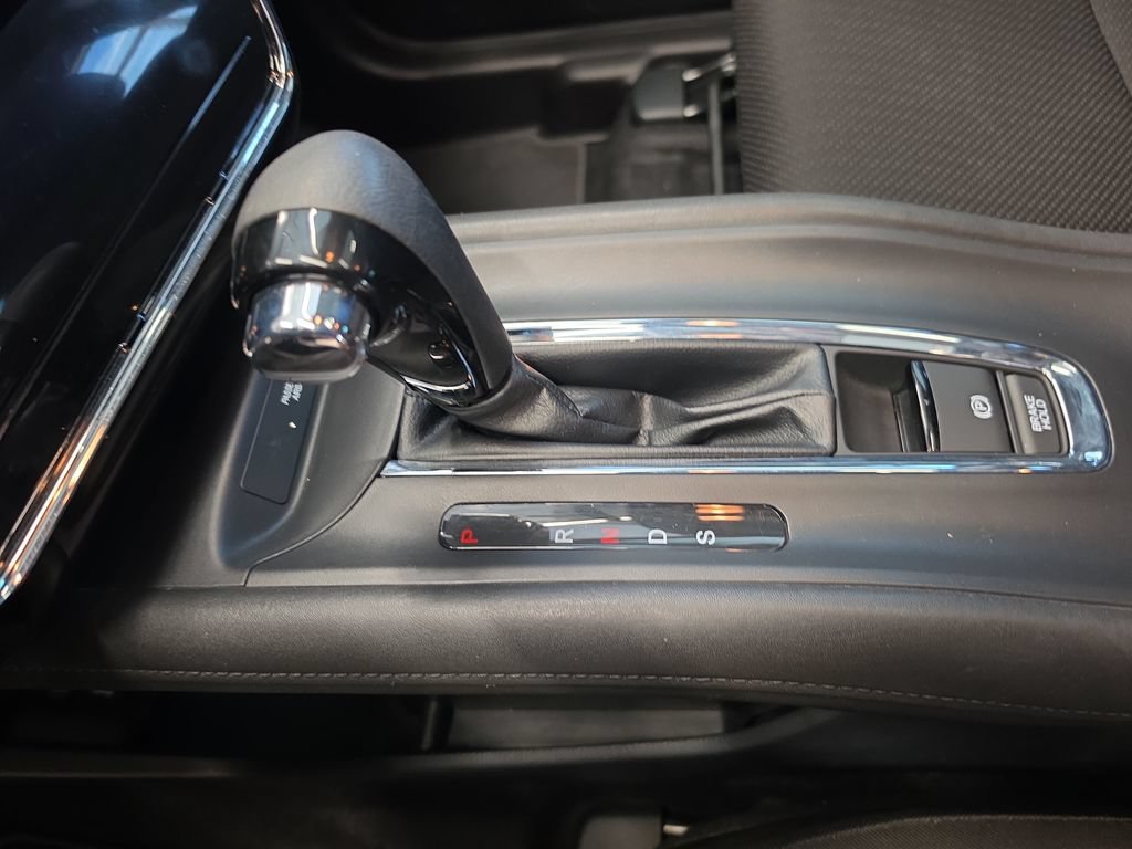 Used 2016 Honda HR-V EX image 29