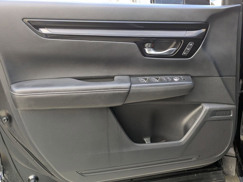 Used 2025 Honda CR-V EX-L image 11