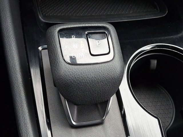 Used 2023 Nissan Rogue SV image 13