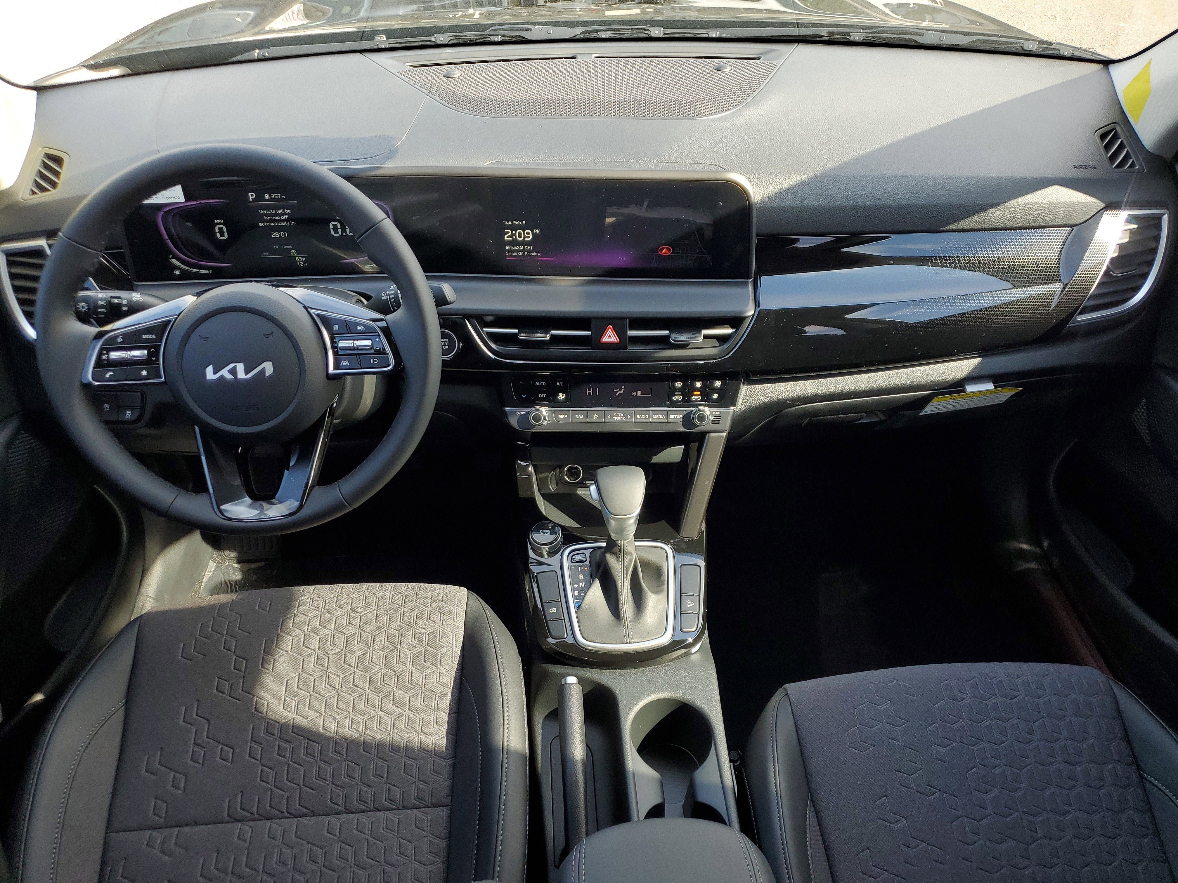 New 2026 Kia Seltos S FWD image 15