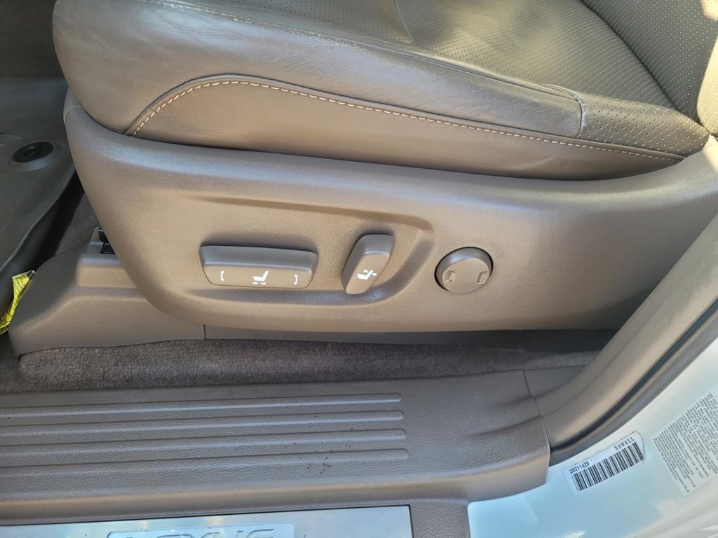 Used 2019 Lexus GX 460 Luxury AWD/4WD image 22