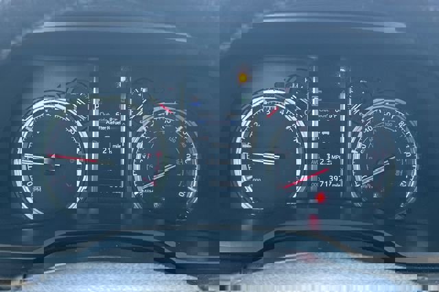 Certified 2021 Toyota 4Runner TRD Off-Road Premium w/ Moonroof Package image 30