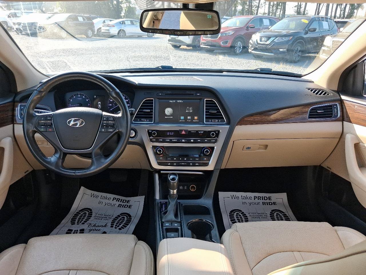 Used 2016 Hyundai Sonata Limited w/ Option Group 05 FWD image 9