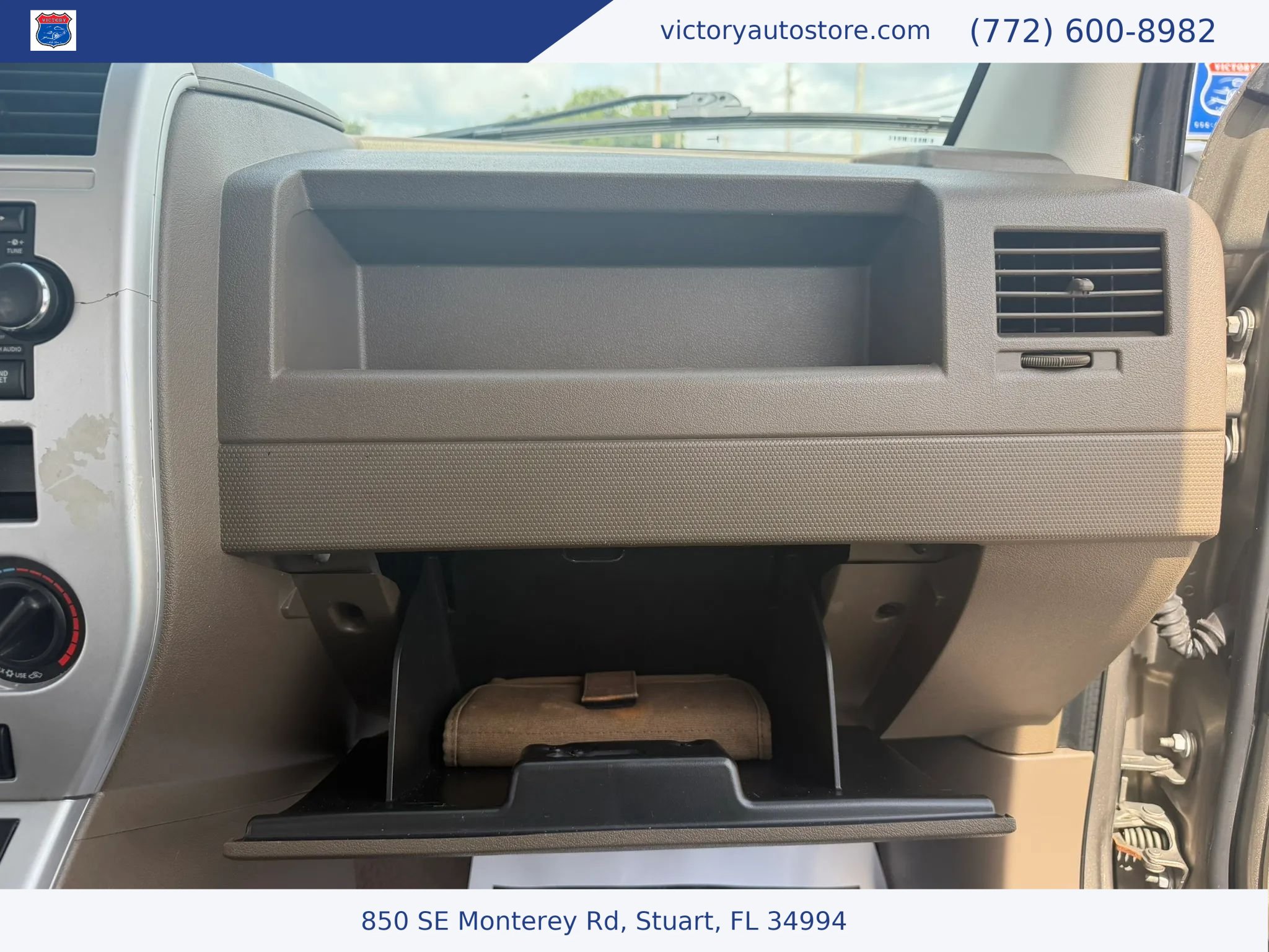 Used 2008 Jeep Compass Sport FWD image 22