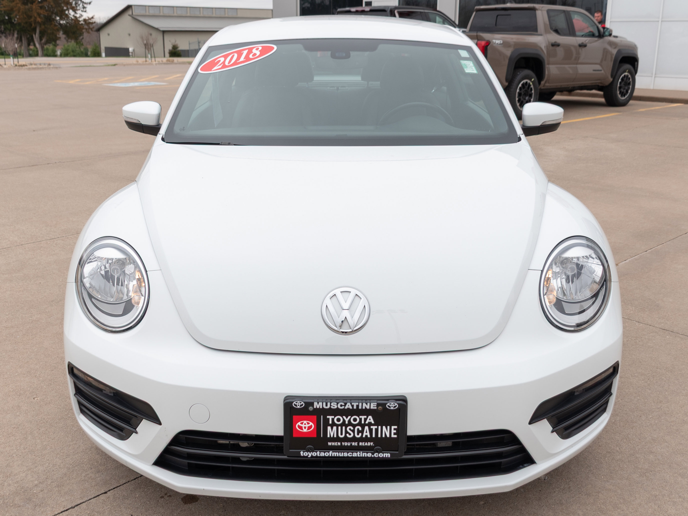 Used 2018 Volkswagen Beetle 2.0T S image 4