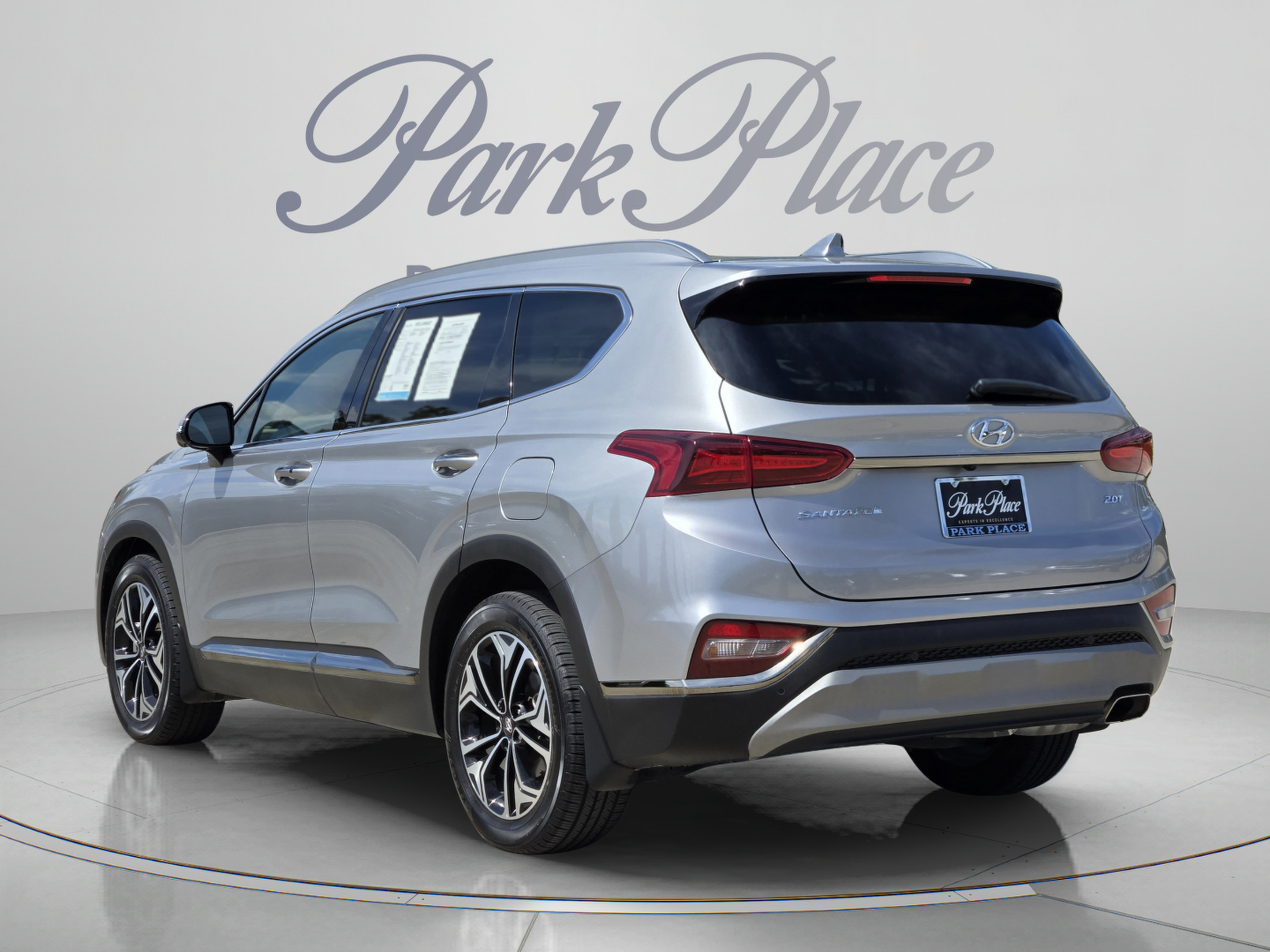 Used 2020 Hyundai Santa Fe Limited w/ Cargo Package FWD image 3