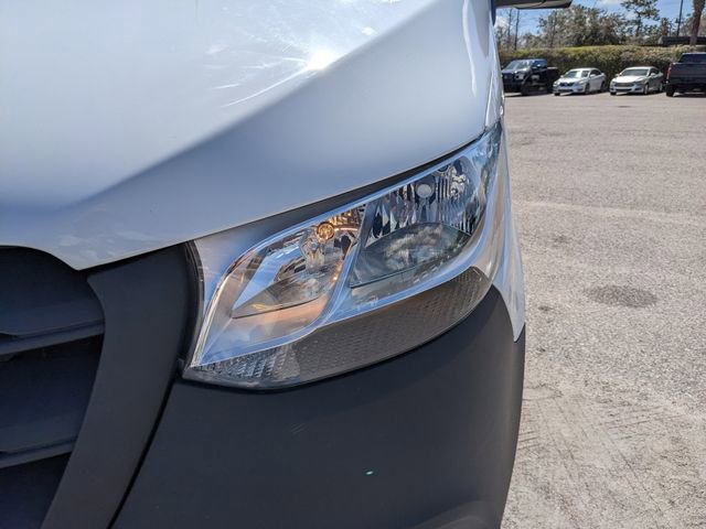 Used 2025 Mercedes-Benz Sprinter 2500 image 9