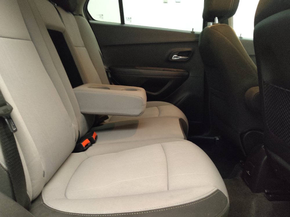 Used 2015 Chevrolet Trax LT FWD image 19