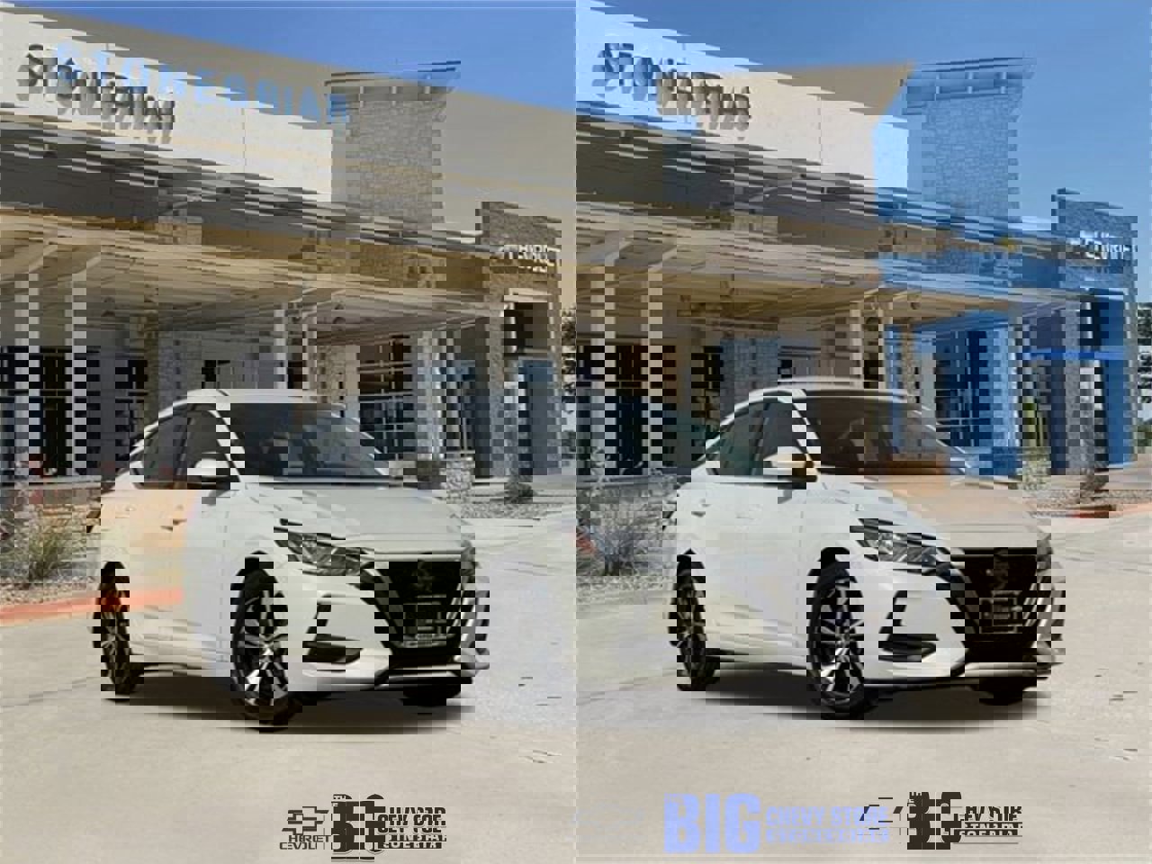 Used 2020 Nissan Sentra SV image 1