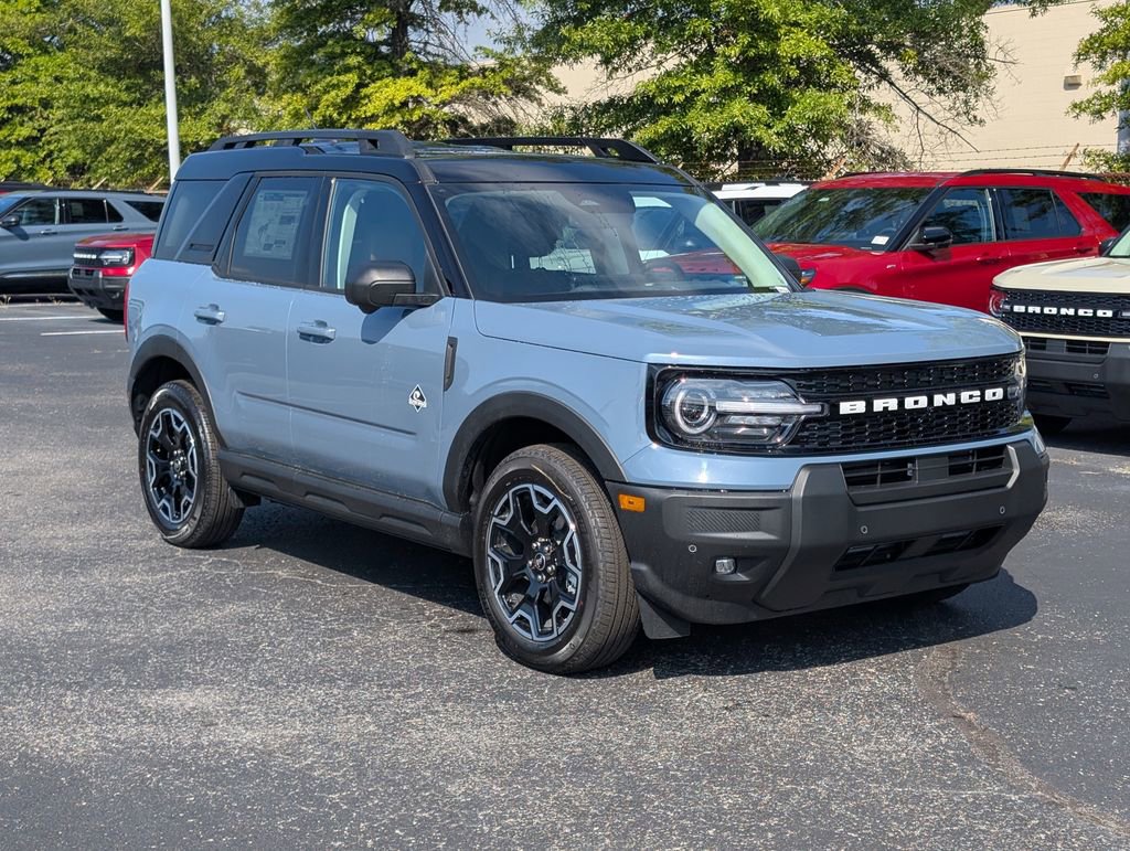 New 2025 Ford Bronco Sport Outer Banks w/ Outer Banks Tech Package+ image 2