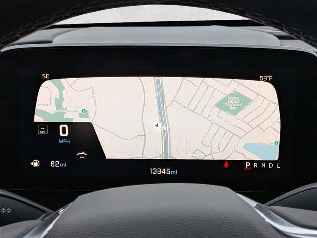 Certified 2025 Chevrolet Traverse LT w/ Driver Confidence Package image 11