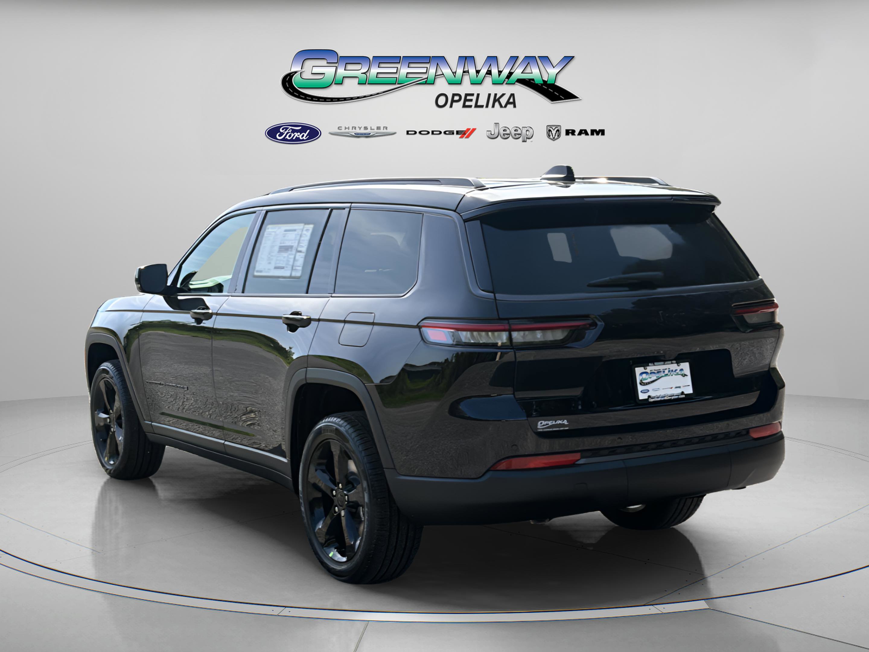 New 2026 Jeep Grand Cherokee L Limited RWD image 5