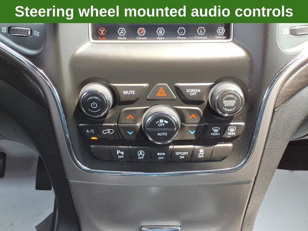 Used 2018 Jeep Grand Cherokee Laredo AWD/4WD image 19