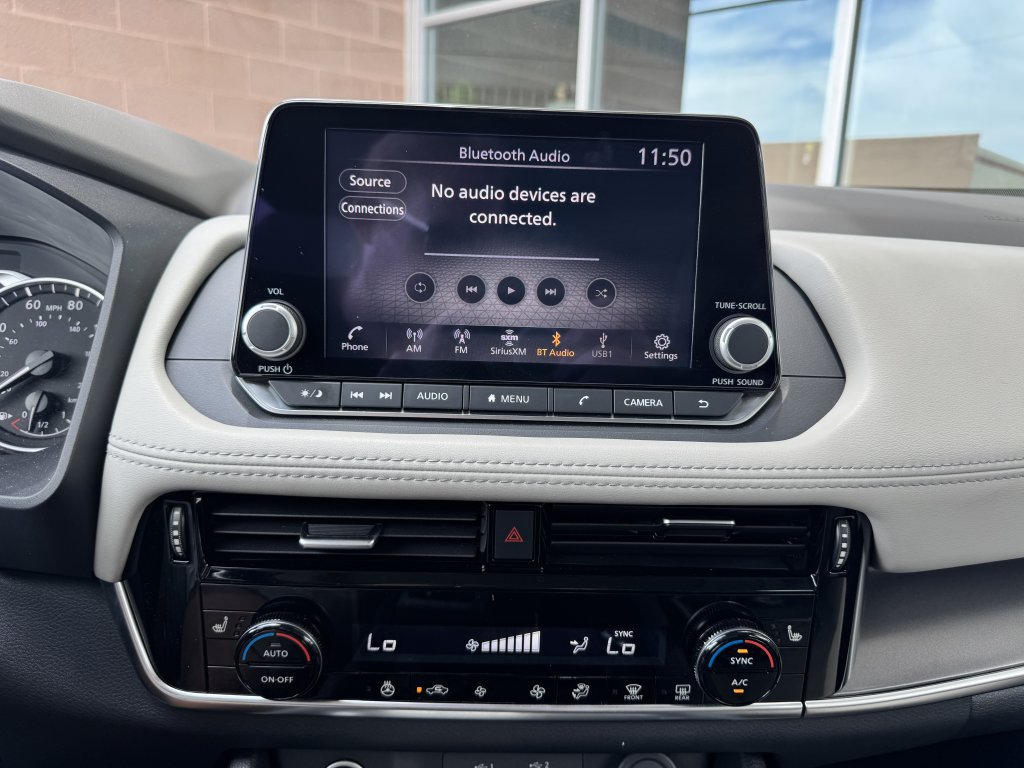 Used 2023 Nissan Rogue SV w/ SV Premium Package AWD/4WD image 22