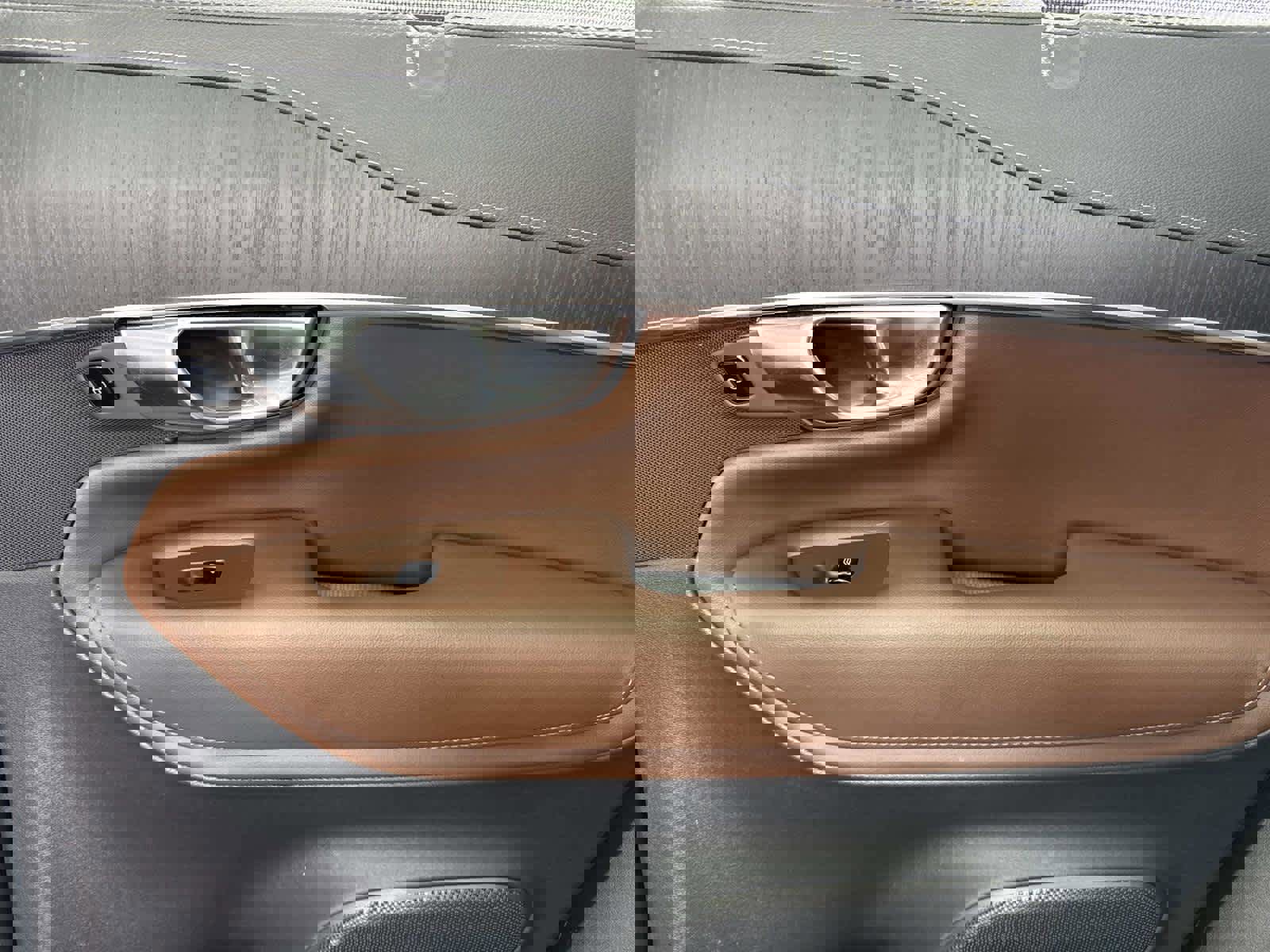 Used 2022 Volvo XC90 T6 Inscription w/ Lounge Package image 15