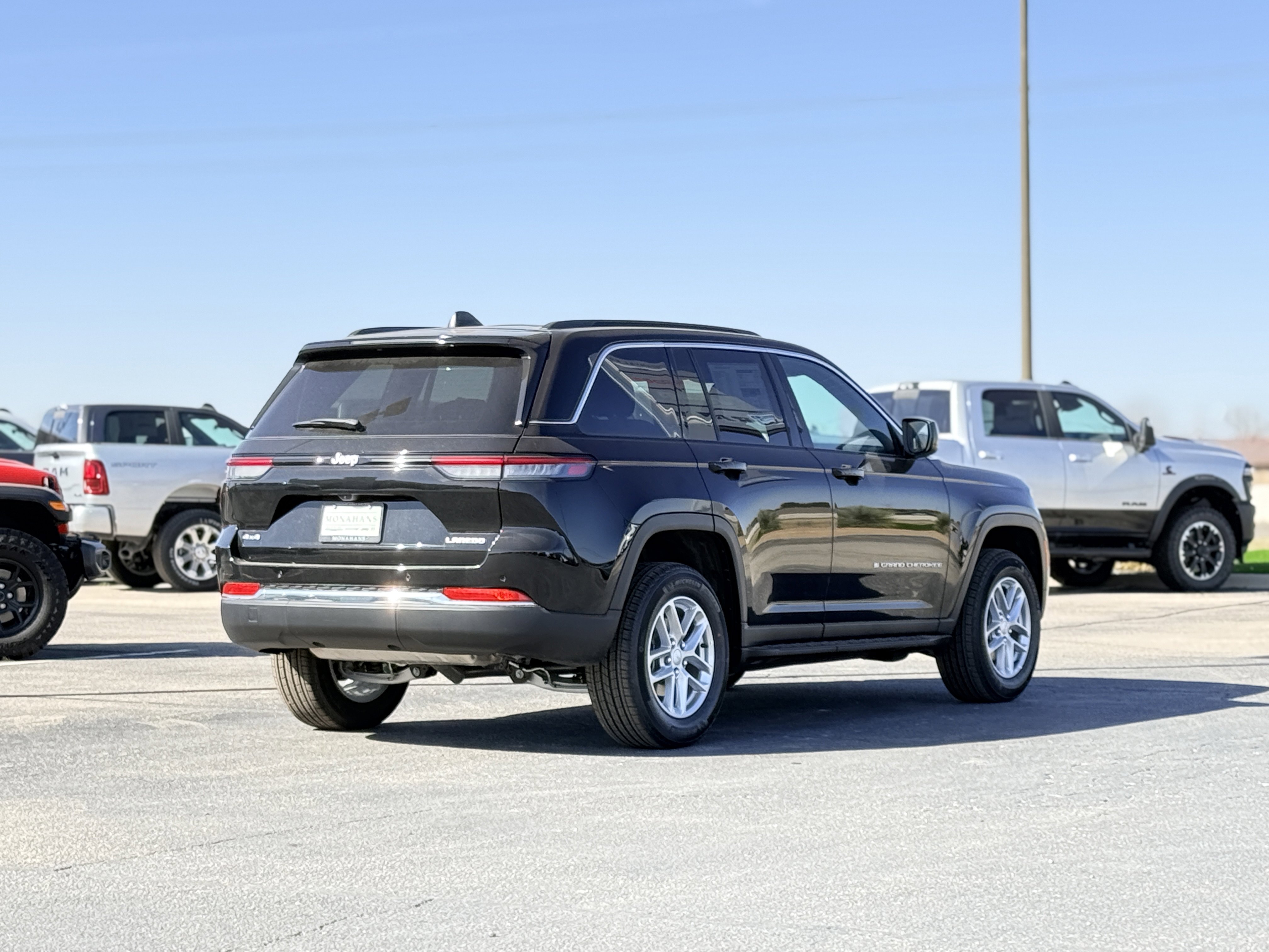 New 2025 Jeep Grand Cherokee 4WD image 5