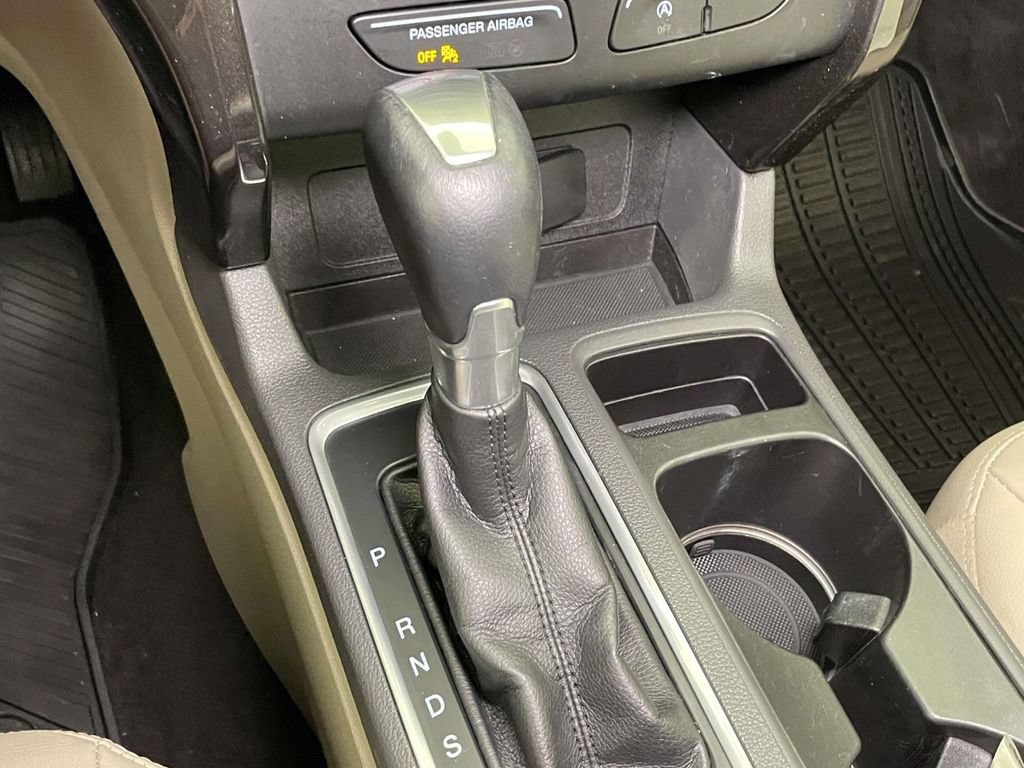 Used 2017 Ford Escape Titanium AWD/4WD image 30