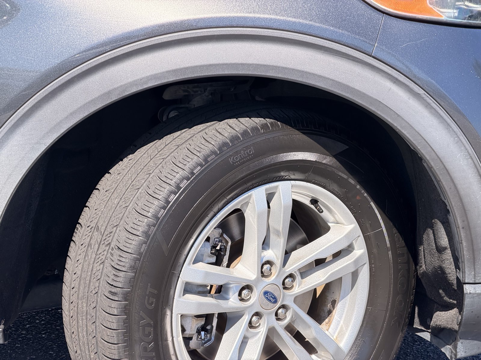 Used 2020 Ford Explorer XLT RWD image 6