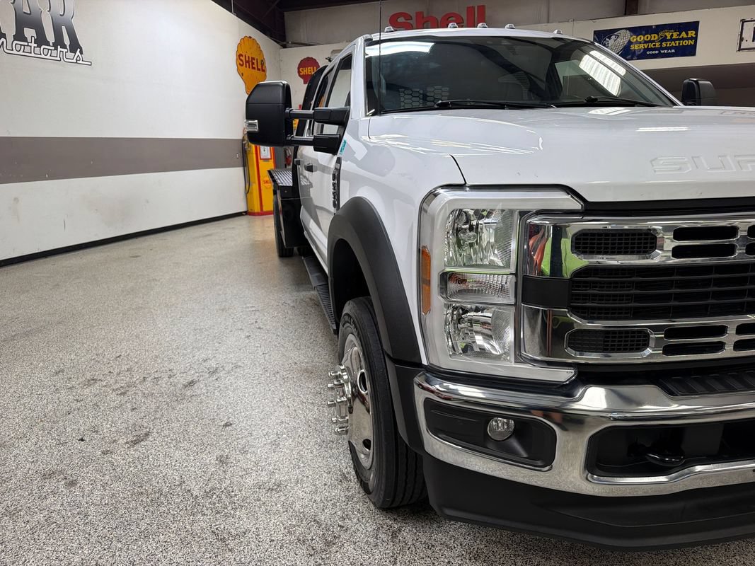 Used 2024 Ford F550 4x4 Crew Cab Super Duty image 14