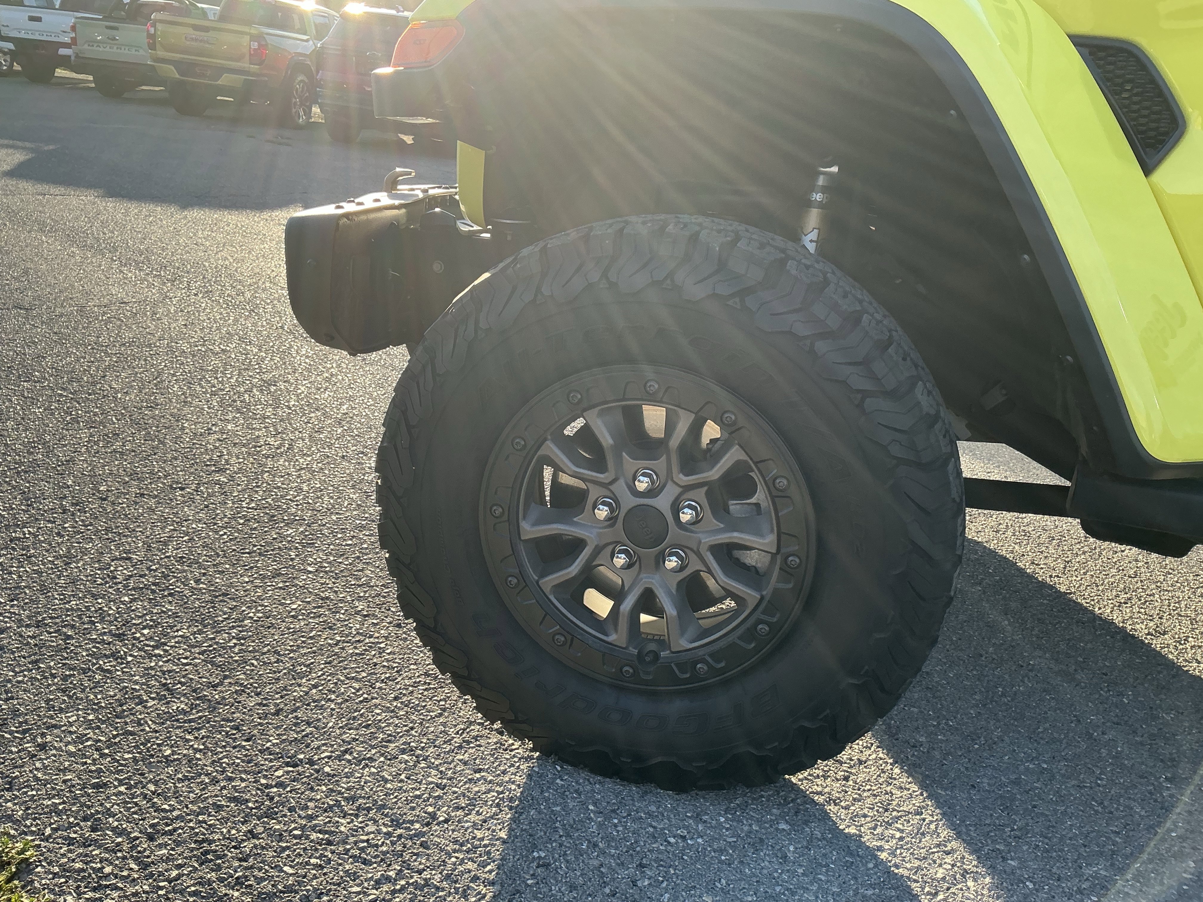 Used 2022 Jeep Wrangler Unlimited Rubicon w/ Trailer Tow Package image 11