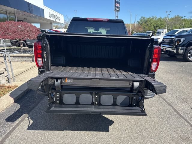 New 2026 GMC Sierra 1500 Pro w/ Graphite Edition AWD/4WD image 8