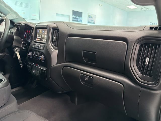 Used 2019 Chevrolet Silverado 1500 Custom Trail Boss w/ Custom Convenience Package AWD/4WD image 27