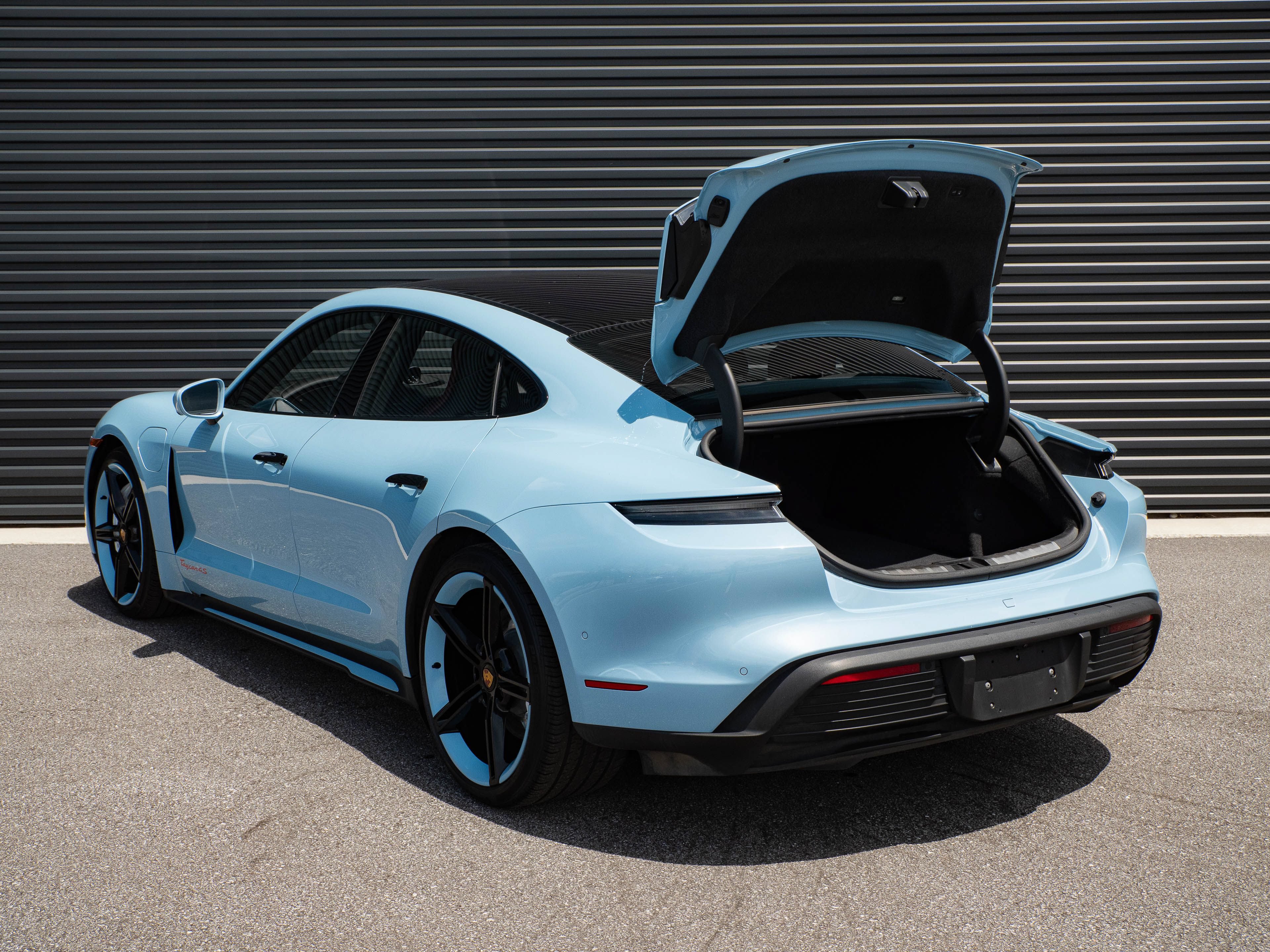 Certified 2023 Porsche Taycan 4S AWD/4WD image 34