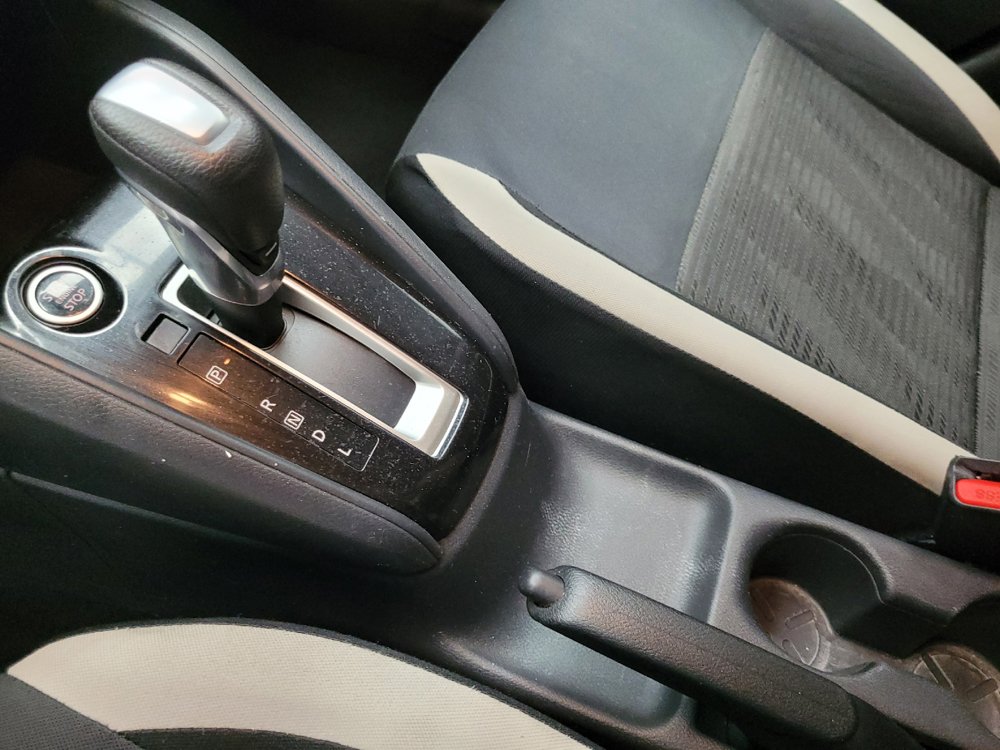 Used 2021 Nissan Versa SV FWD image 26