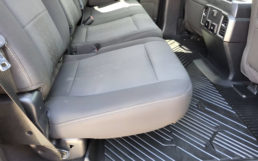 Used 2018 Ford F150 XLT w/ Equipment Group 302A Luxury AWD/4WD image 33