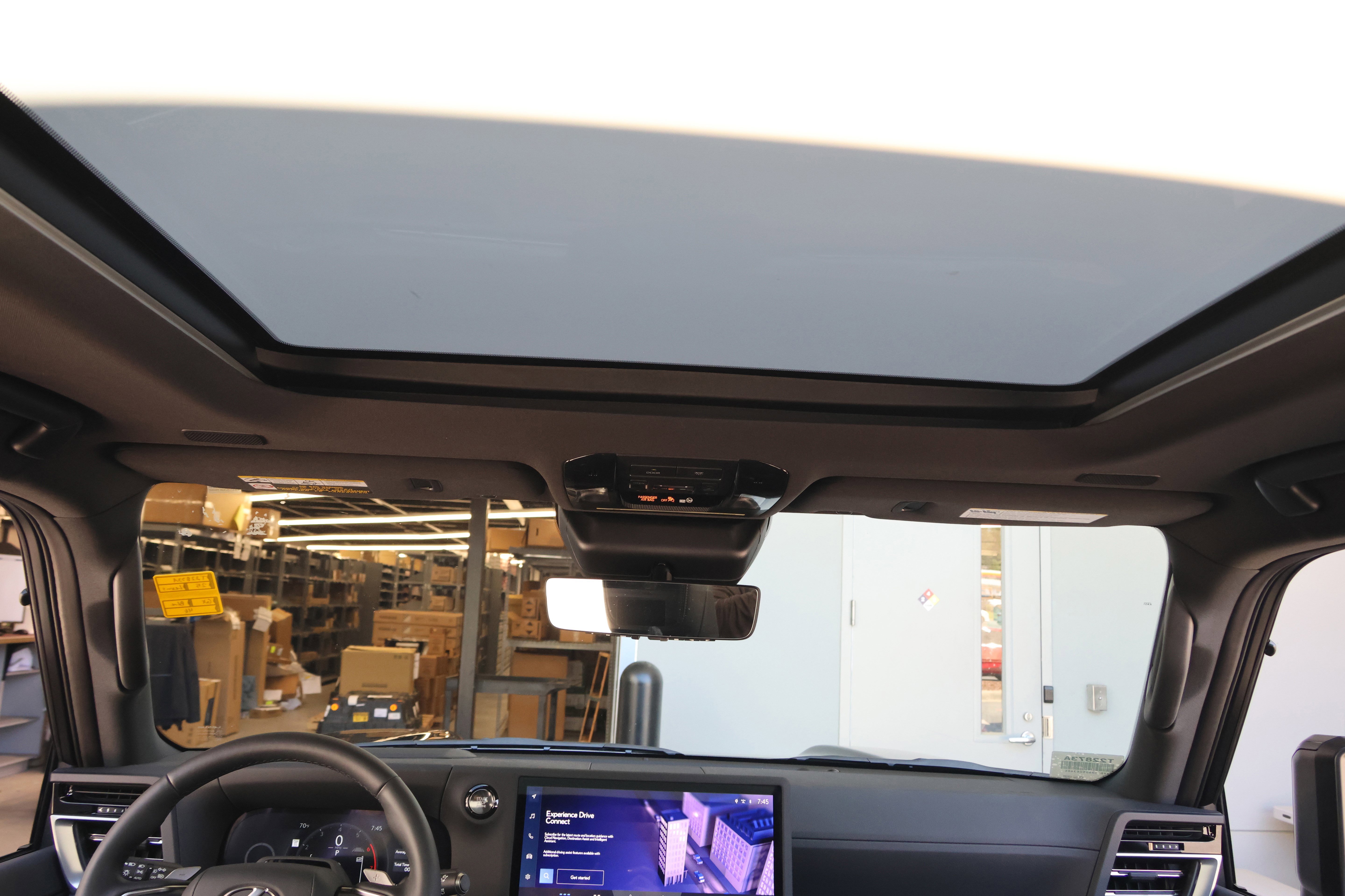 Used 2025 Lexus GX 550 w/ Accessory Package (2T) image 34