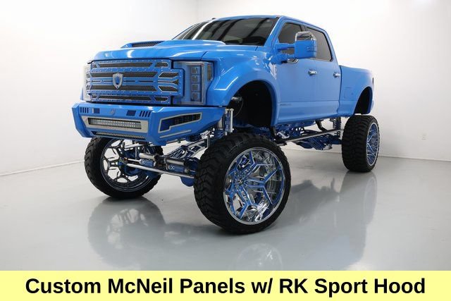 Used 2018 Ford F250 Platinum w/ Platinum Ultimate Package AWD/4WD image 12