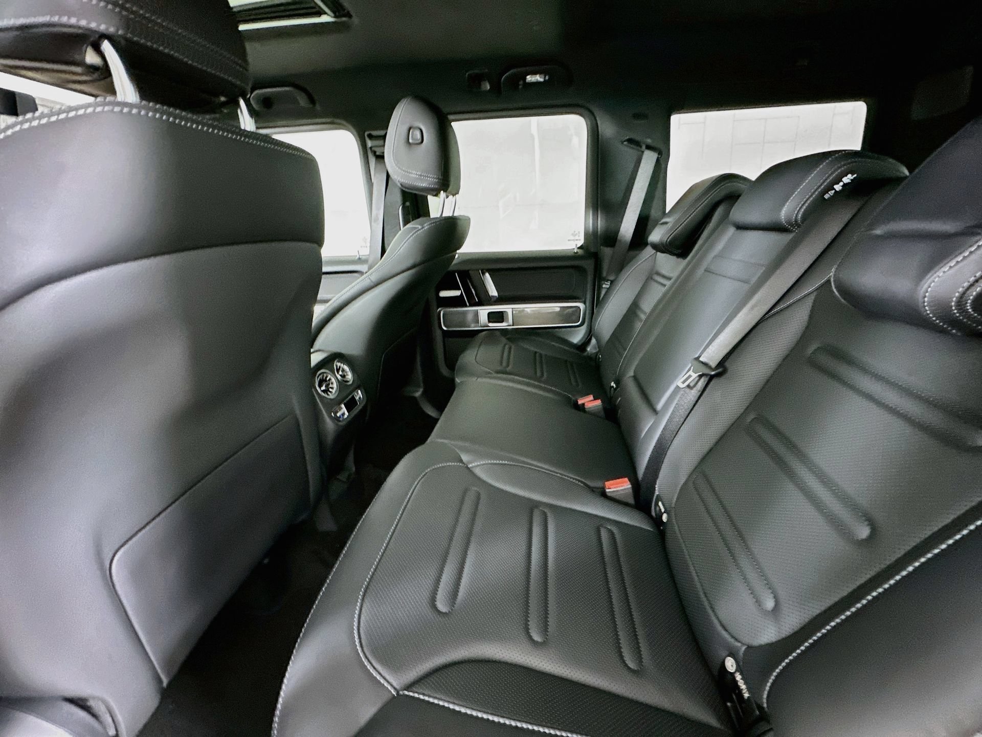 New 2027 Mercedes-Benz G 580 e image 27