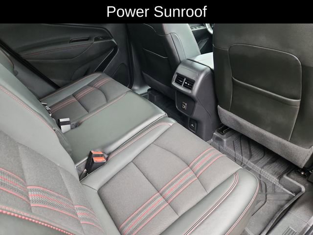 Used 2022 Chevrolet Equinox RS w/ Infotainment Package image 28