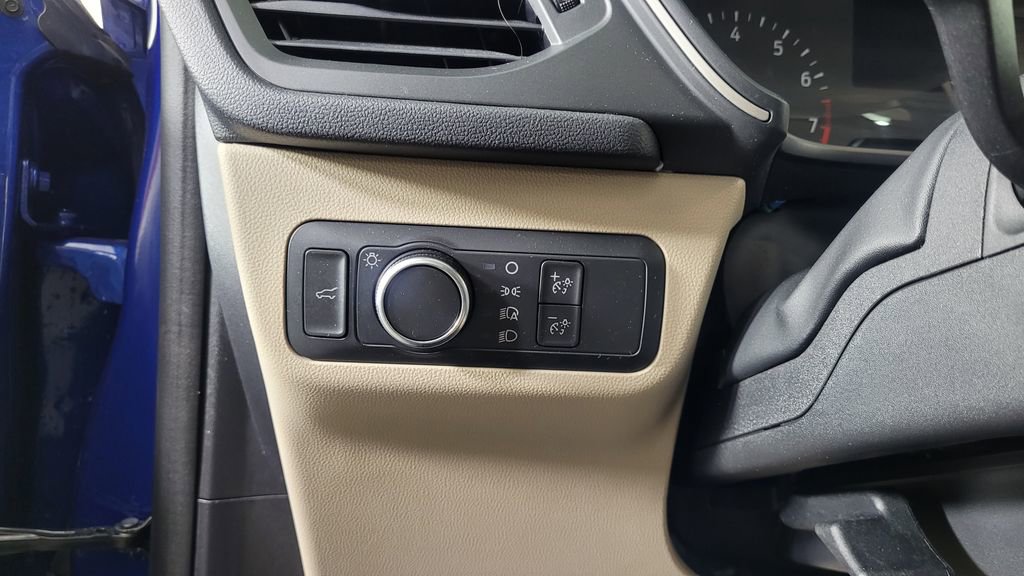 Used 2022 Ford Escape SE w/ Convenience Package image 21