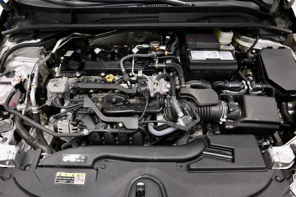 Used 2025 Toyota Corolla LE FWD image 17