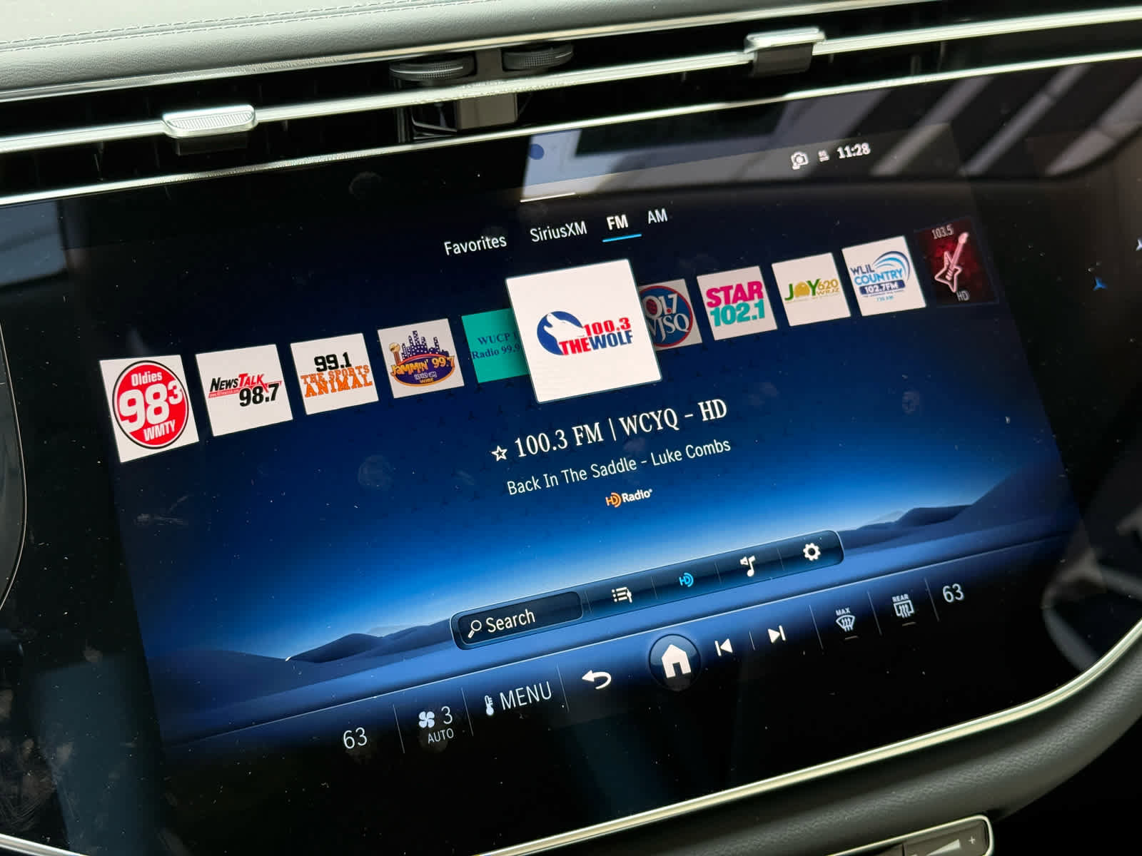 New 2025 Mercedes-Benz E 450 4MATIC All-Terrain Wagon image 17