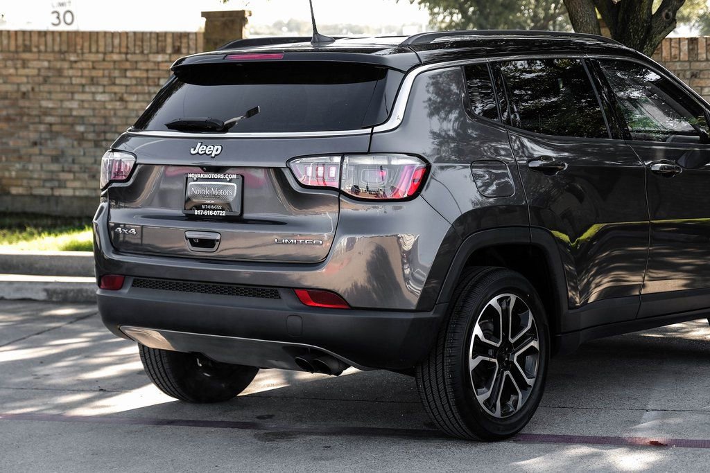 Used 2022 Jeep Compass Limited image 16
