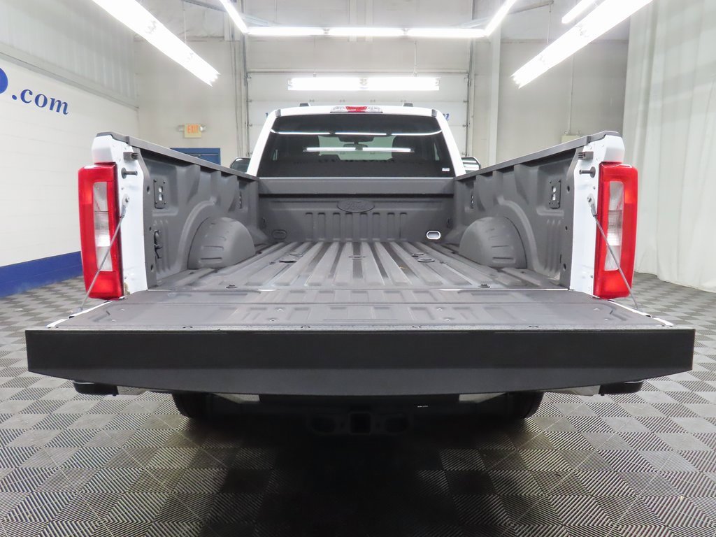 Used 2024 Ford F350 XLT image 32
