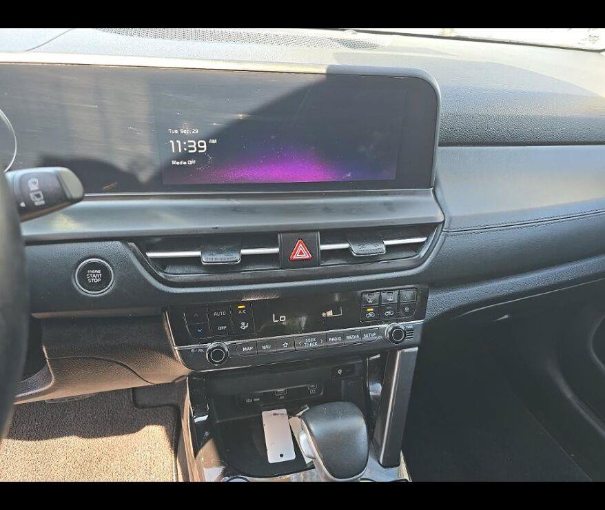 Used 2024 Kia Seltos EX AWD/4WD image 5