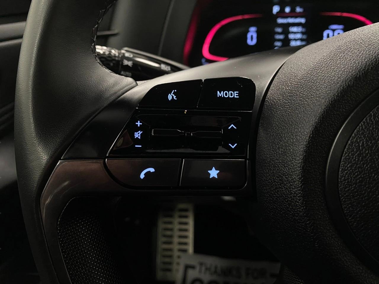 Certified 2025 Hyundai Elantra Sport image 15