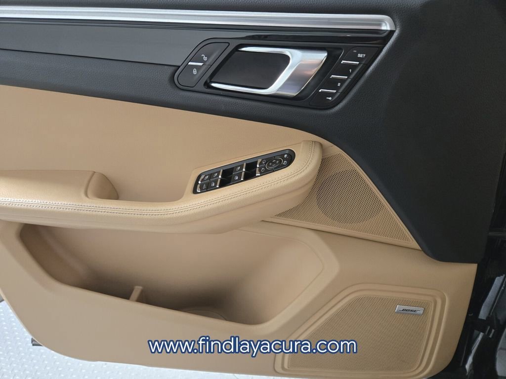 Used 2018 Porsche Macan S image 21