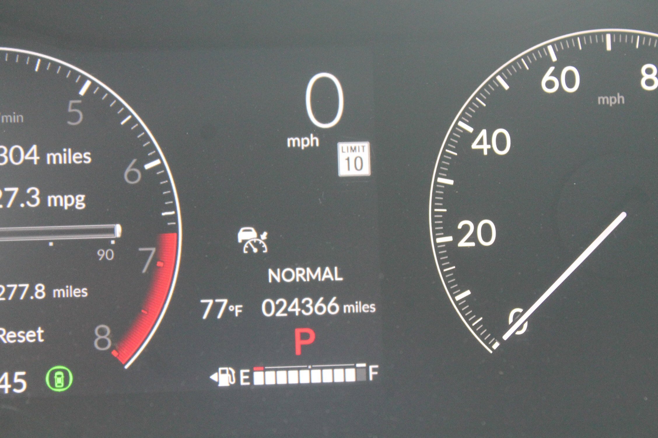 Used 2024 Honda HR-V LX image 8