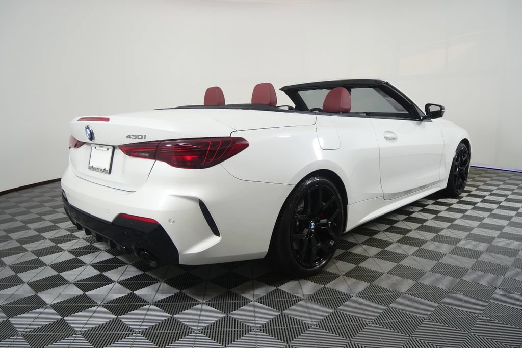 Certified 2026 BMW 430i Convertible w/ M Sport Package RWD image 4