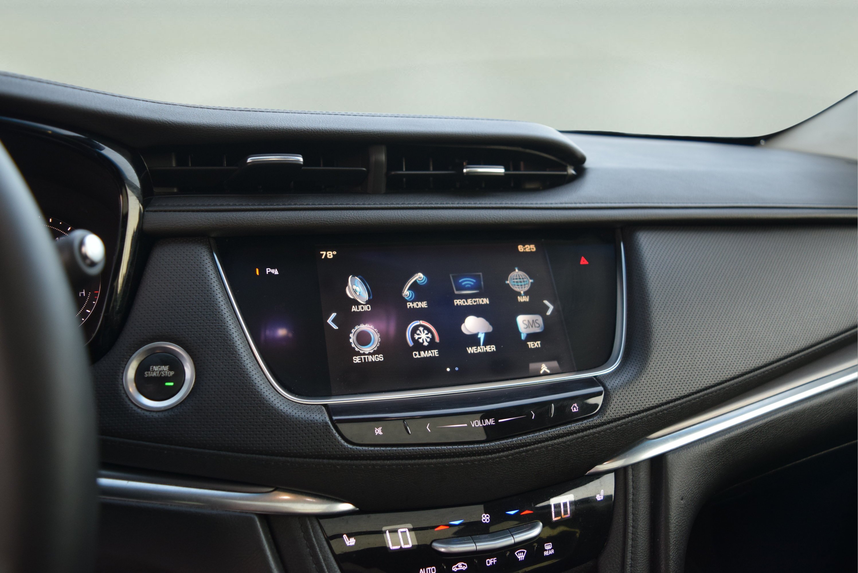 Used 2017 Cadillac XT5 Luxury AWD/4WD image 14