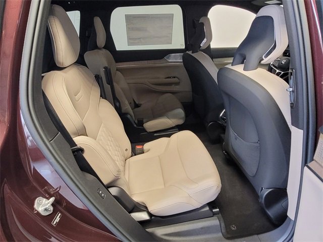 New 2025 Volvo EX90 Ultra image 14
