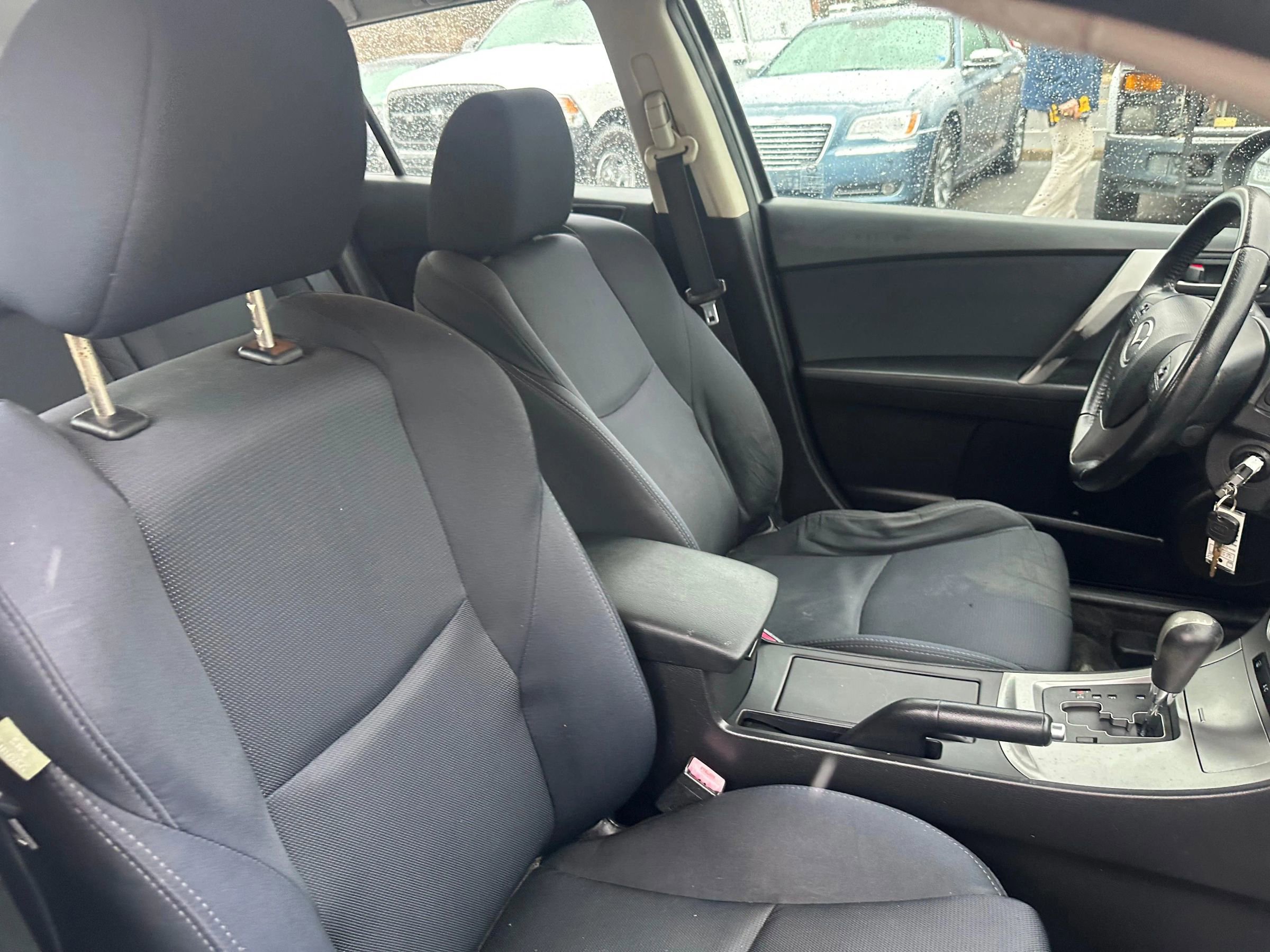 Used 2011 MAZDA MAZDA3 s Sport image 29