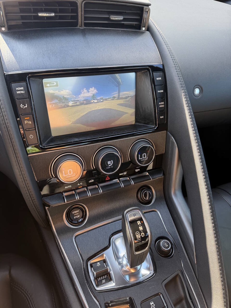 Used 2015 Jaguar F-TYPE Coupe RWD image 10