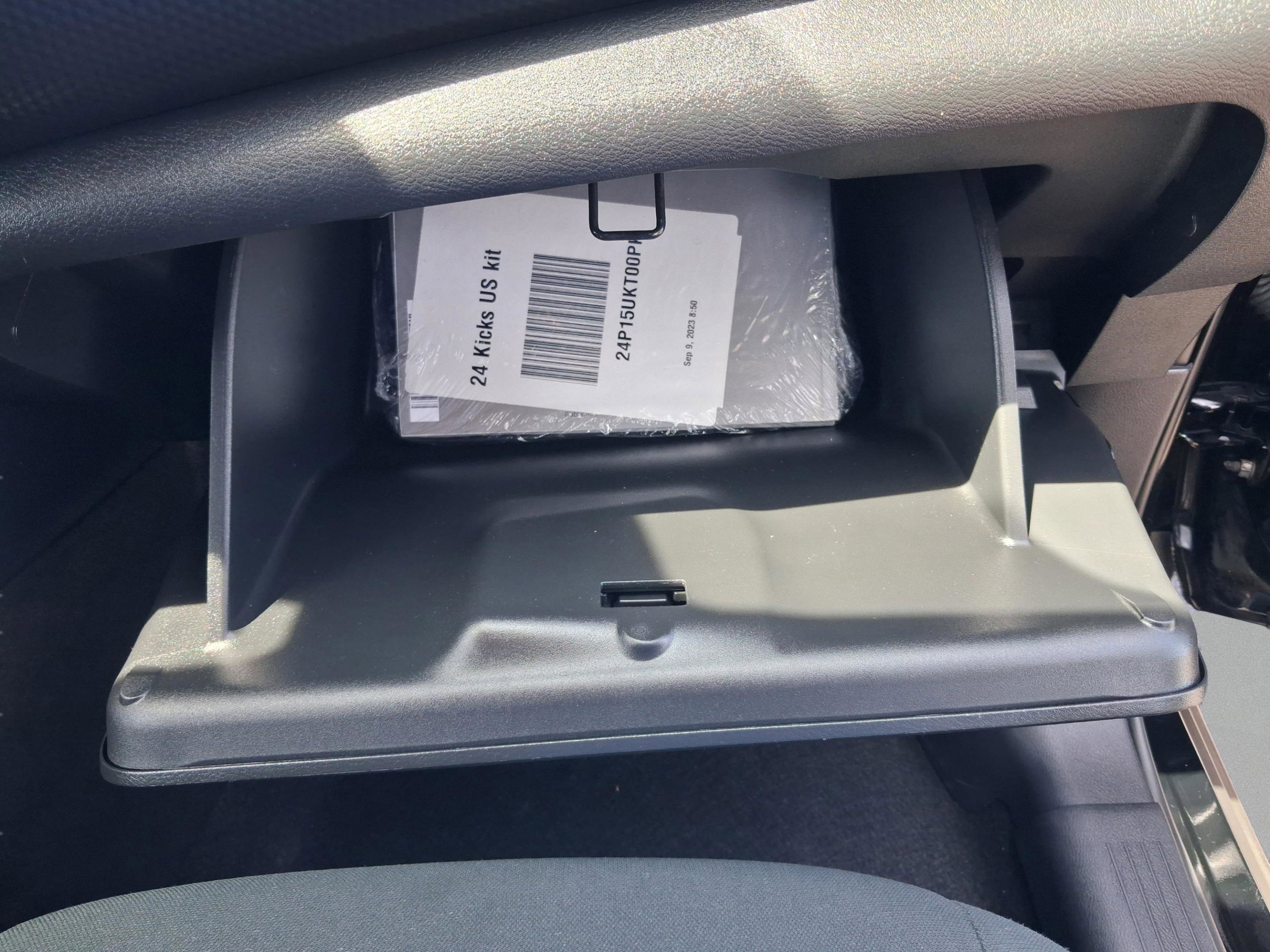 Used 2024 Nissan Kicks S image 35