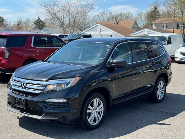 Used 2016 Honda Pilot LX image 1