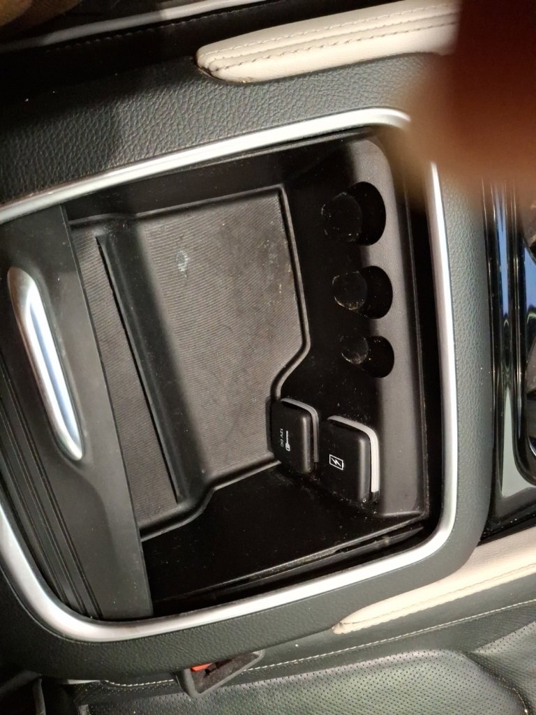 Used 2022 Chrysler Pacifica Limited image 28